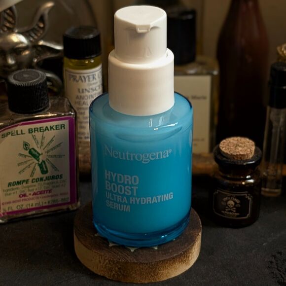 Neutrogena Hydro Boost Ultra Hydrating Daily Facial Serum 1oz. - Picture 1 of 3